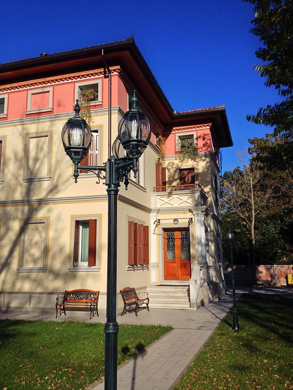 Villa Delle Rose ปอร์โตกรูอาโร ภายนอก รูปภาพ
